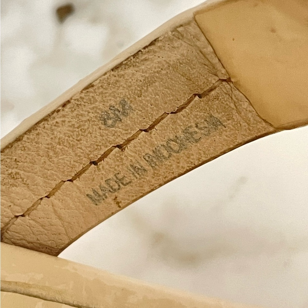 Tory Burch Miller Cloud Lug Sandals Size 8 Cream - Picture 7 of 11